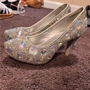 Rhinestone heel pump for wedding, pageant , or any occasion !